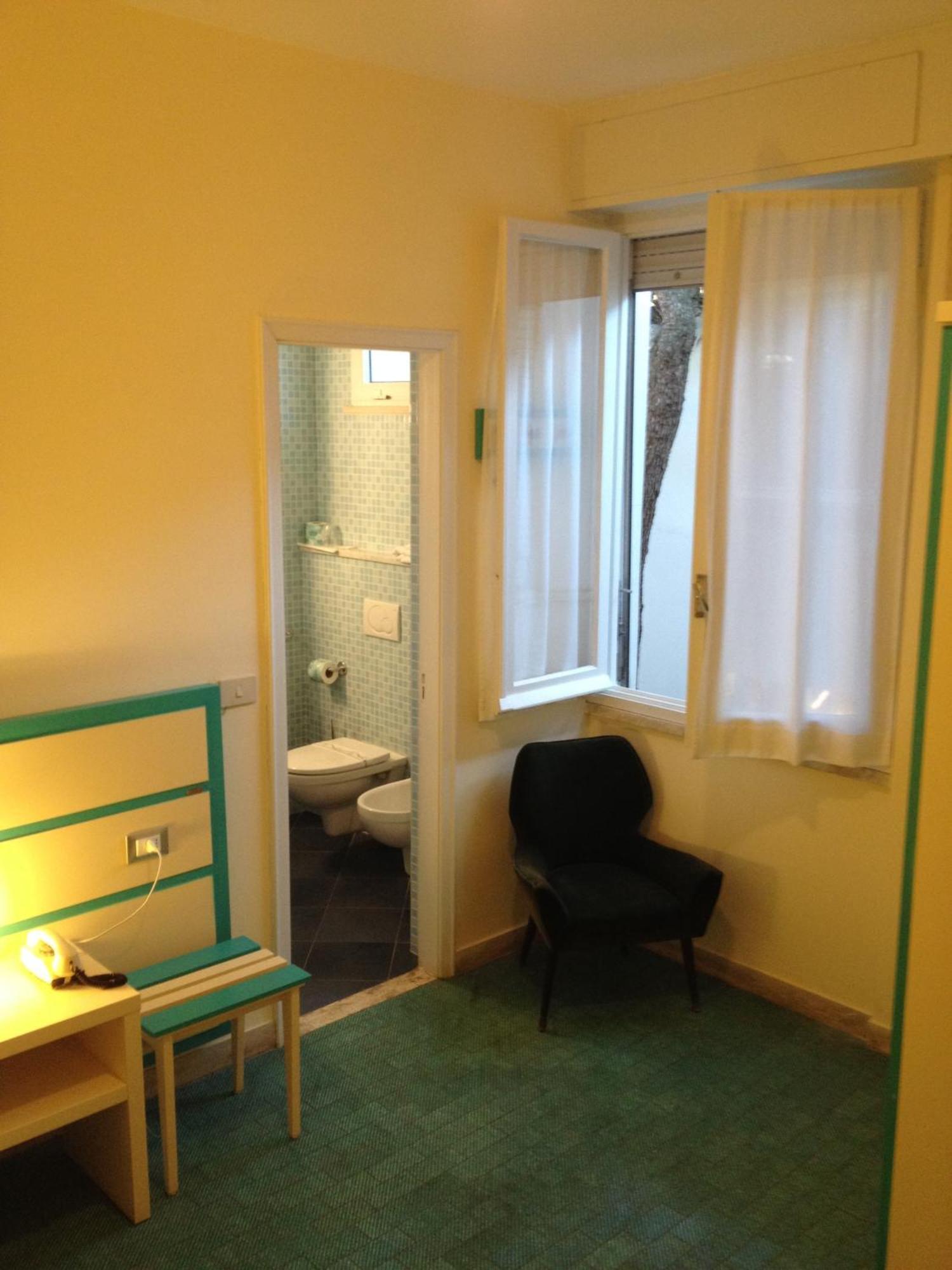 קאבי די לבאניה Hotel La Scogliera חדר תמונה
