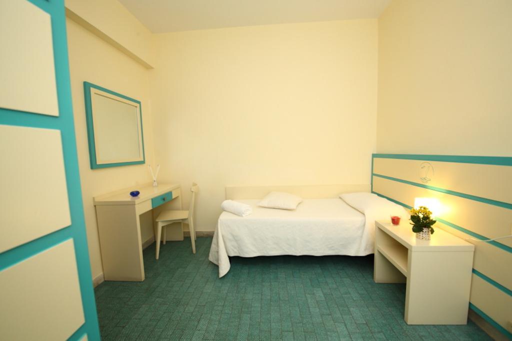 קאבי די לבאניה Hotel La Scogliera מראה חיצוני תמונה